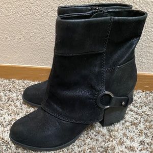Fergalicious Liza Boot Size 8 Black